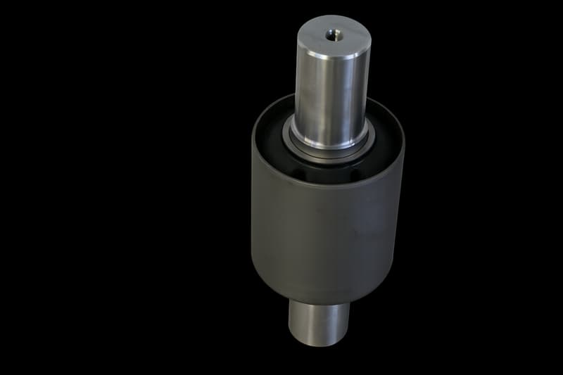 Gearbox suspension sleeve