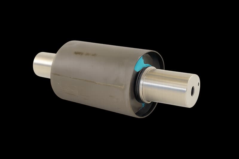 Gearbox suspension sleeves