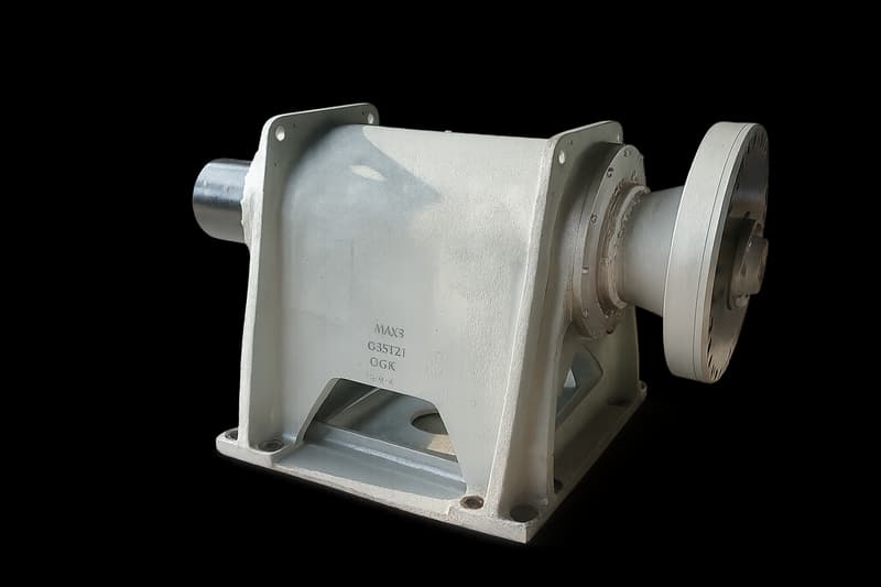 Main bearing housing assembly
