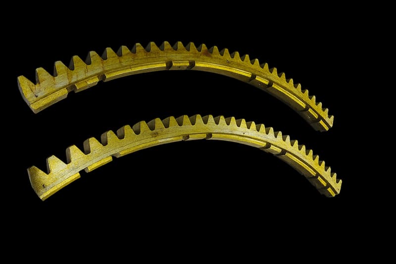 Yaw ring gear segment 4 holes